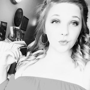 Meet your Posher, Hayle